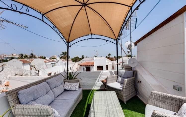 Casa Mascott - Two-Bedroom House - 4