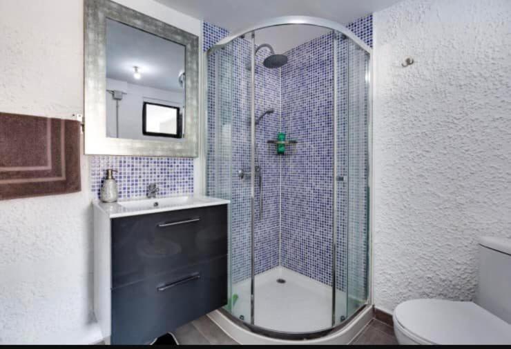 Casa Mascott - Two-Bedroom House - 23