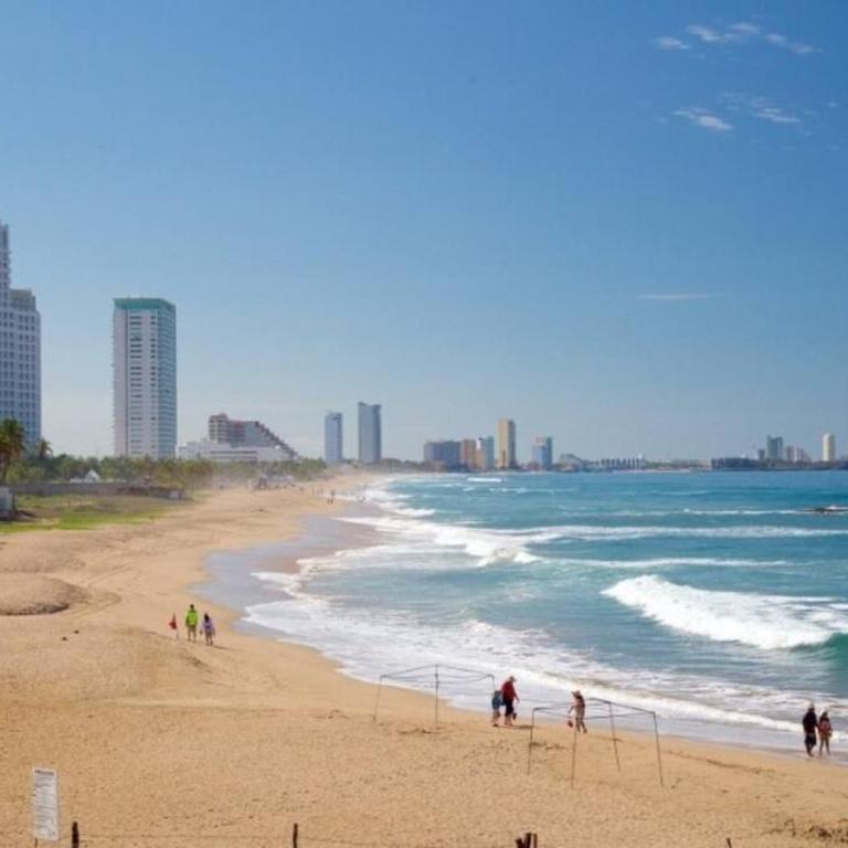 Bring the family to Mazatlán - Four-Bedroom House - 5