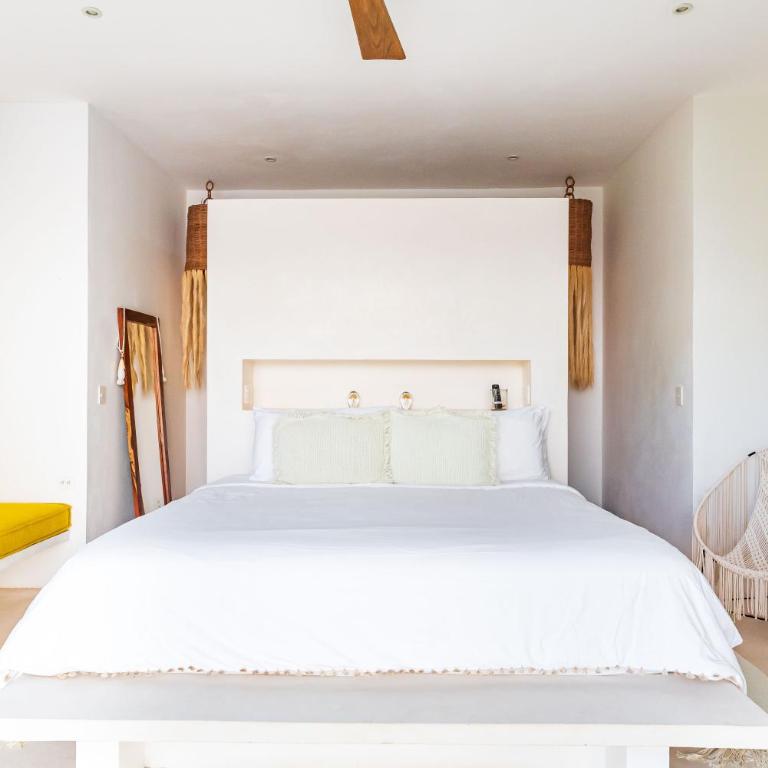 Villa Ek'Balam & Villa Flamingo, Luxury Villas, Private Pool, Private Garden, Jacuzzi, 24h Security - Three-Bedroom Villa 7 - 49