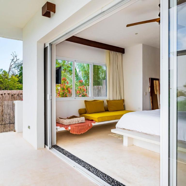 Villa Ek'Balam & Villa Flamingo, Luxury Villas, Private Pool, Private Garden, Jacuzzi, 24h Security - Three-Bedroom Villa 7 - 60