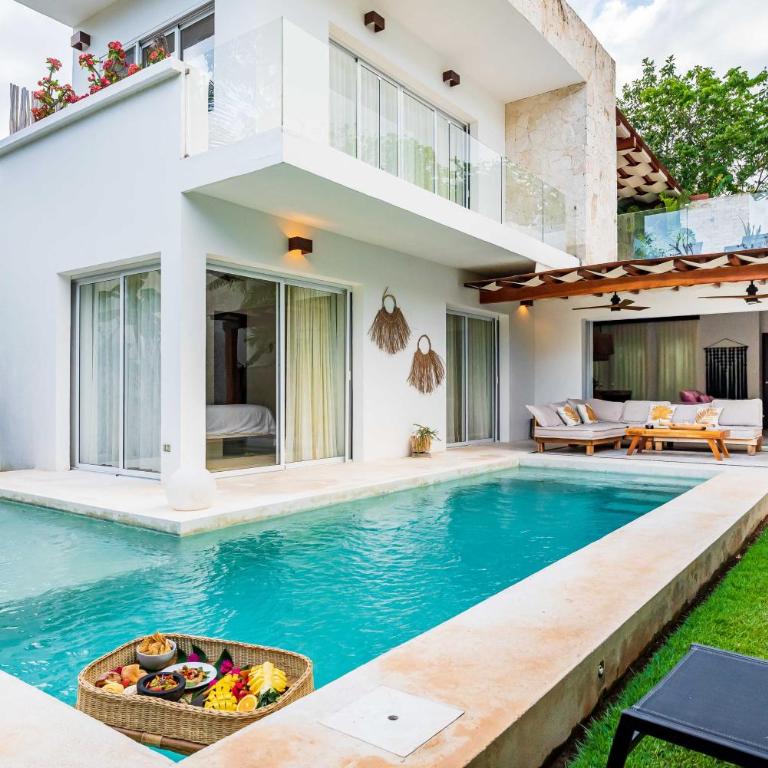 Villa Ek'Balam & Villa Flamingo, Luxury Villas, Private Pool, Private Garden, Jacuzzi, 24h Security - Three-Bedroom Villa 7 - 3
