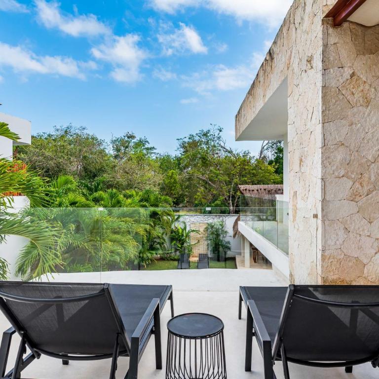 Villa Ek'Balam & Villa Flamingo, Luxury Villas, Private Pool, Private Garden, Jacuzzi, 24h Security - Three-Bedroom Villa 7 - 68