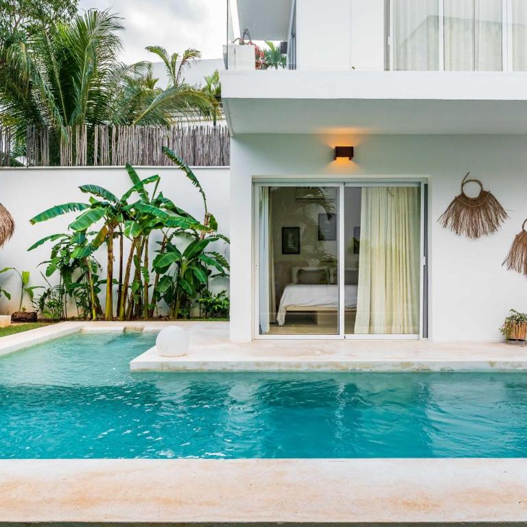 Villa Ek'Balam & Villa Flamingo, Luxury Villas, Private Pool, Private Garden, Jacuzzi, 24h Security - Three-Bedroom Villa 7 - 40