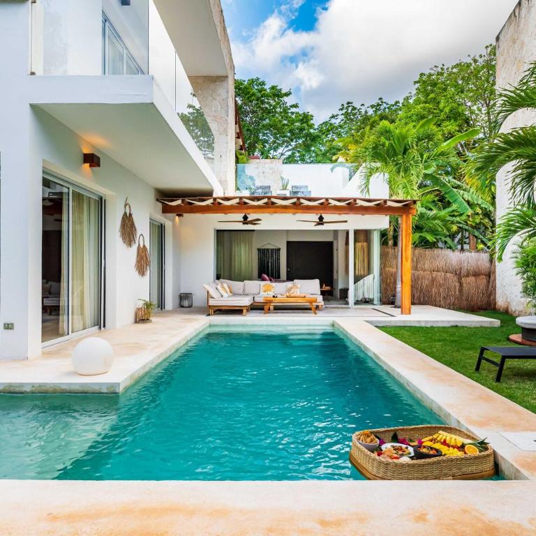 Villa Ek'Balam & Villa Flamingo, Luxury Villas, Private Pool, Private Garden, Jacuzzi, 24h Security - Three-Bedroom Villa 7 - 10