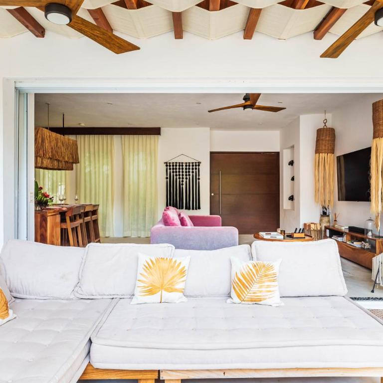 Villa Ek'Balam & Villa Flamingo, Luxury Villas, Private Pool, Private Garden, Jacuzzi, 24h Security - Three-Bedroom Villa 7 - 17