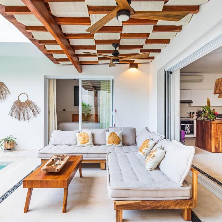 Villa Ek'Balam & Villa Flamingo, Luxury Villas, Private Pool, Private Garden, Jacuzzi, 24h Security - Three-Bedroom Villa 7 - 31