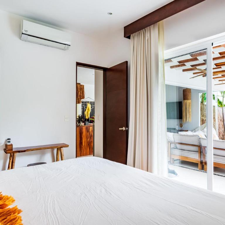 Villa Ek'Balam & Villa Flamingo, Luxury Villas, Private Pool, Private Garden, Jacuzzi, 24h Security - Three-Bedroom Villa 7 - 36