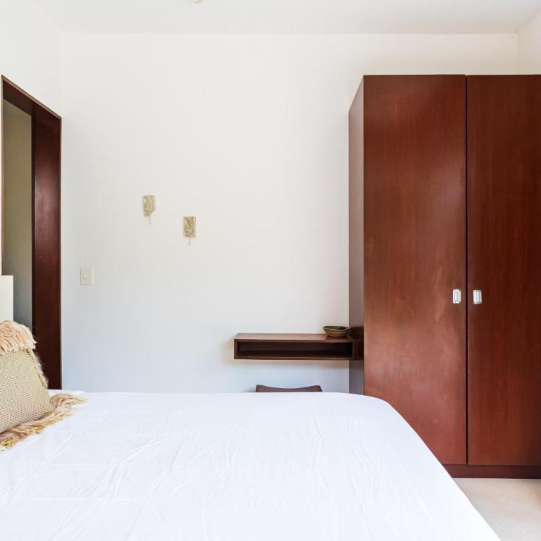 Villa Ek'Balam & Villa Flamingo, Luxury Villas, Private Pool, Private Garden, Jacuzzi, 24h Security - Three-Bedroom Villa 7 - 44