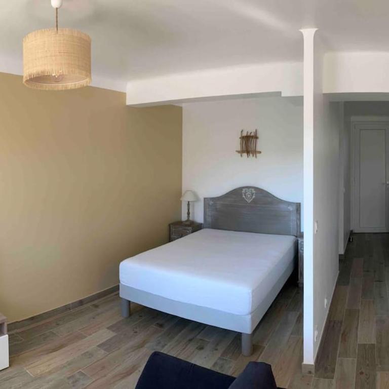 Carré d'or à 200 m de la plage des Lecques - Appartement 1 Chambre - 5