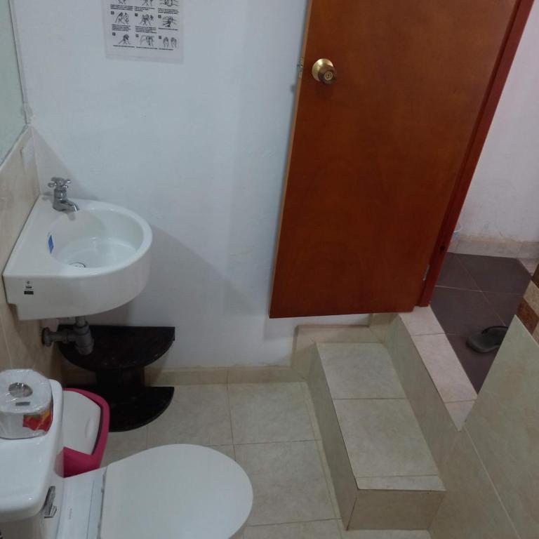 The Rock House Eco - Habitación Doble con baño privado - 2 camas - 20