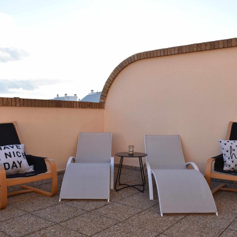 Atico con vistas al Castillo al lado del mar - Apartamento de 3 dormitorios - 20