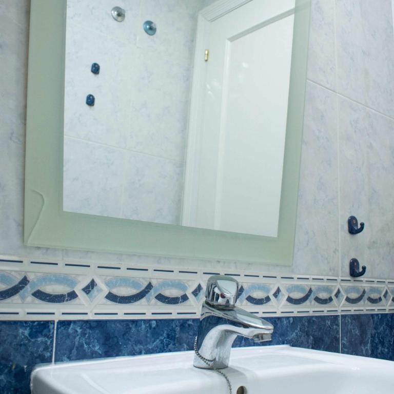 Atico con vistas al Castillo al lado del mar - Apartamento de 3 dormitorios - 40