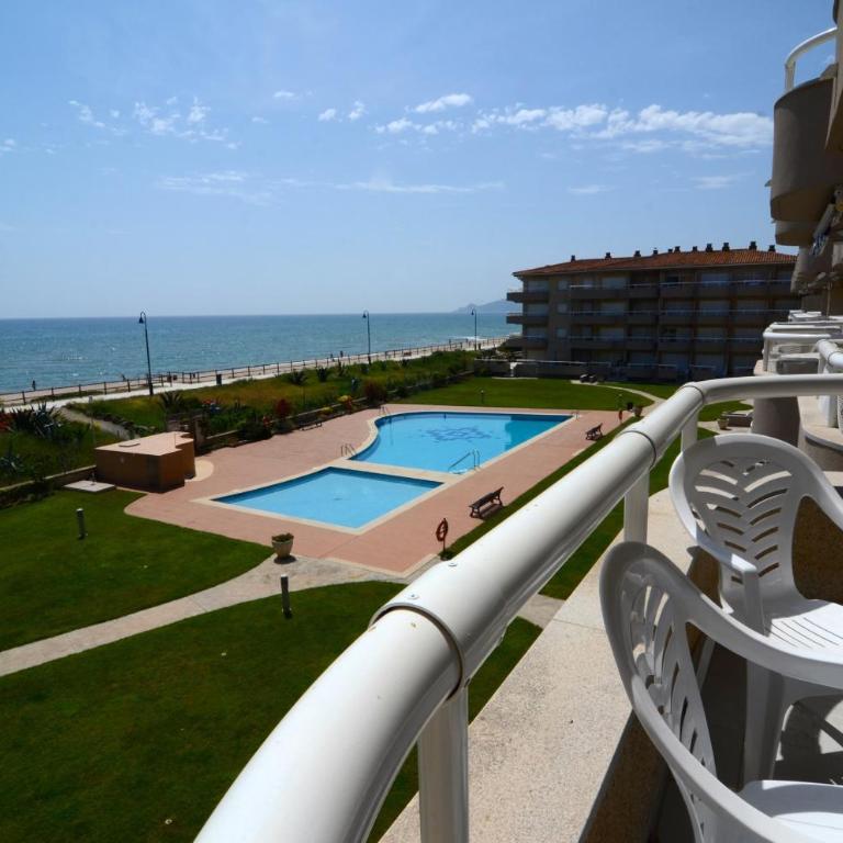MANUREVA VII 2-A - Two-Bedroom Apartment - 3