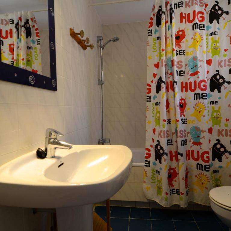 MANUREVA VII 2-A - Two-Bedroom Apartment - 20