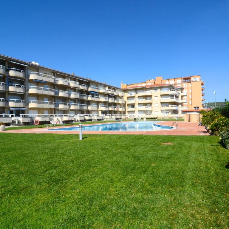MANUREVA VII 2-A - Two-Bedroom Apartment - 7