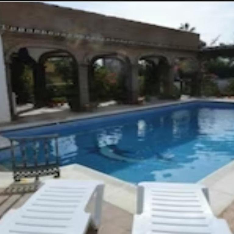 espectacular villa puerto marina playa - Villa - 35