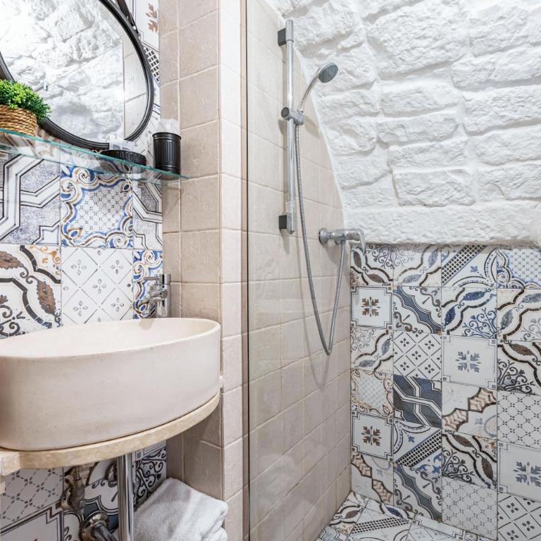 Vico di Ostuni Stone Houses in the Heart of Ostuni by Rentbeat - Casa con 1 Camera da Letto - 15