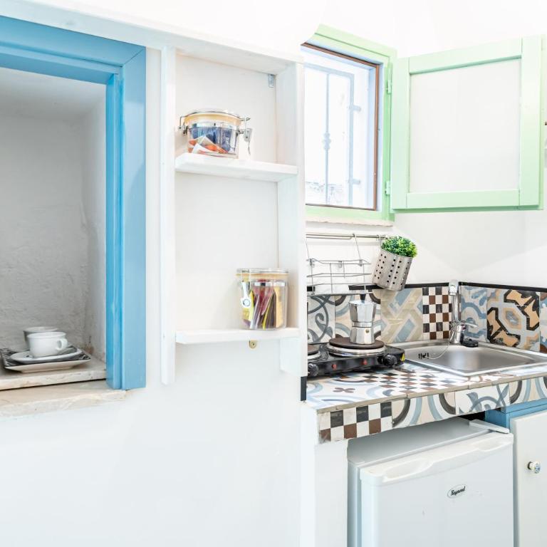 Vico di Ostuni Stone Houses in the Heart of Ostuni by Rentbeat - Casa Vacanze - 10