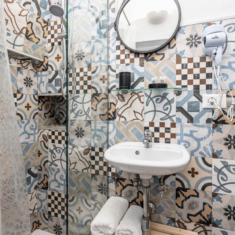 Vico di Ostuni Stone Houses in the Heart of Ostuni by Rentbeat - Casa Vacanze - 7
