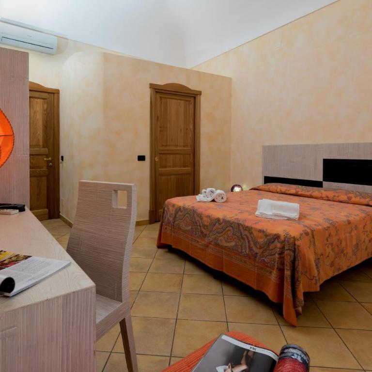 Angolo Arancio Bed & Breakfast - Camera Matrimoniale - 5