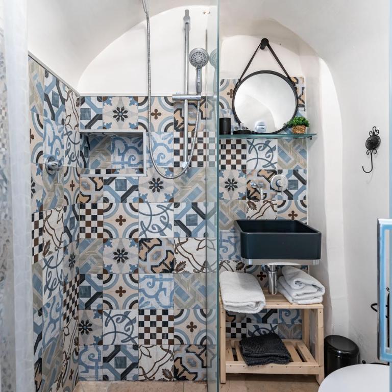 Vico di Ostuni Stone Houses in the Heart of Ostuni by Rentbeat - Casa Vacanze - 5