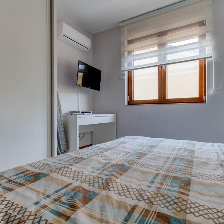 Lux Apartments Djurovic Tivat - Apartment with Sea View - 9