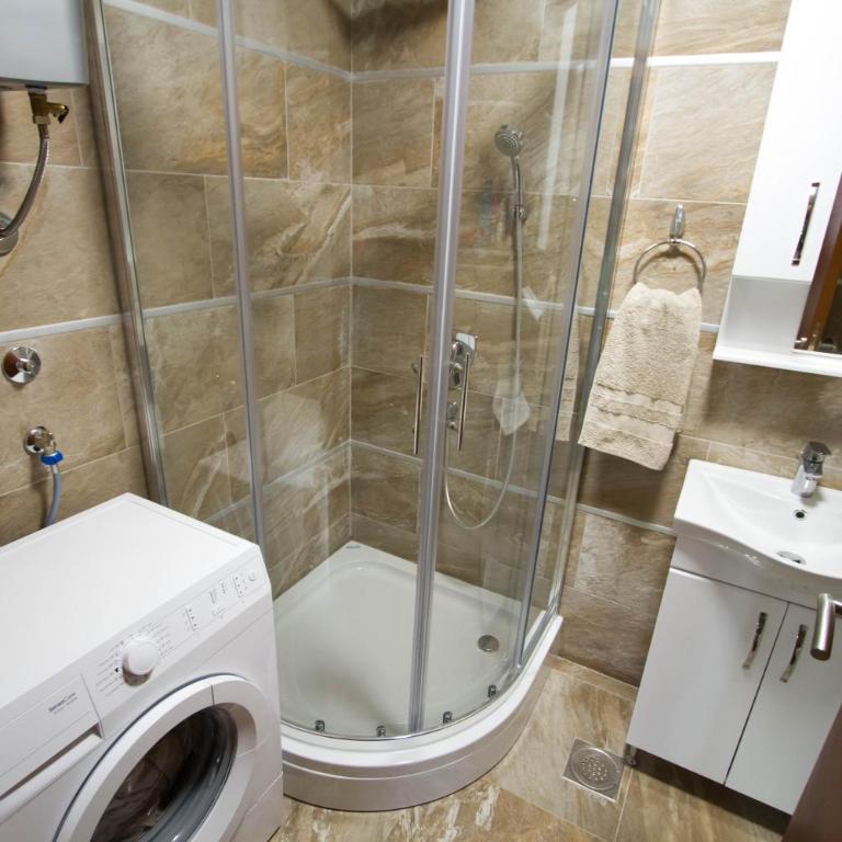 Lux Apartments Djurovic Tivat - Apartment with Sea View - 16