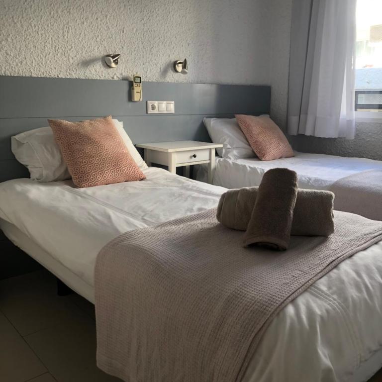 Skol Apartments Marbella - 1 Bedroom Apartment with Sea Views - Apartamento de 1 dormitorio - 2