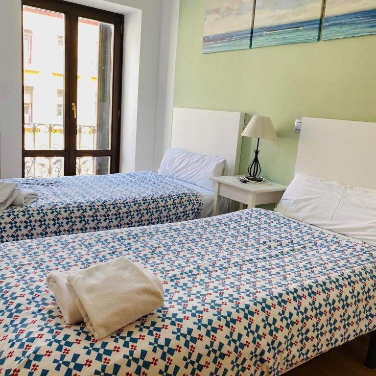 Apartamentos Zaragoza Coso - Apartamento de 2 dormitorios (4 adultos) - 19