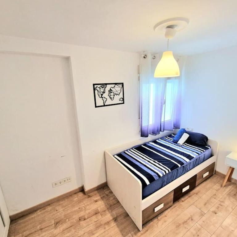 Viendo montañas a 700m de la playa - Apartamento de 2 dormitorios - 14