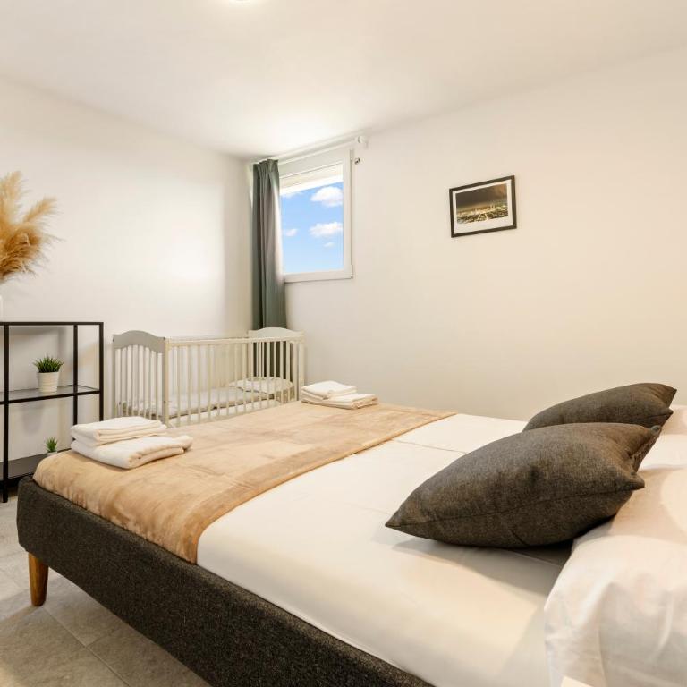 Apartamento cerca de la playa - Three-Bedroom Apartment - 17