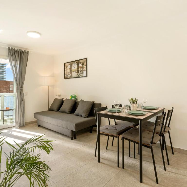 Apartamento cerca de la playa - Three-Bedroom Apartment - 4