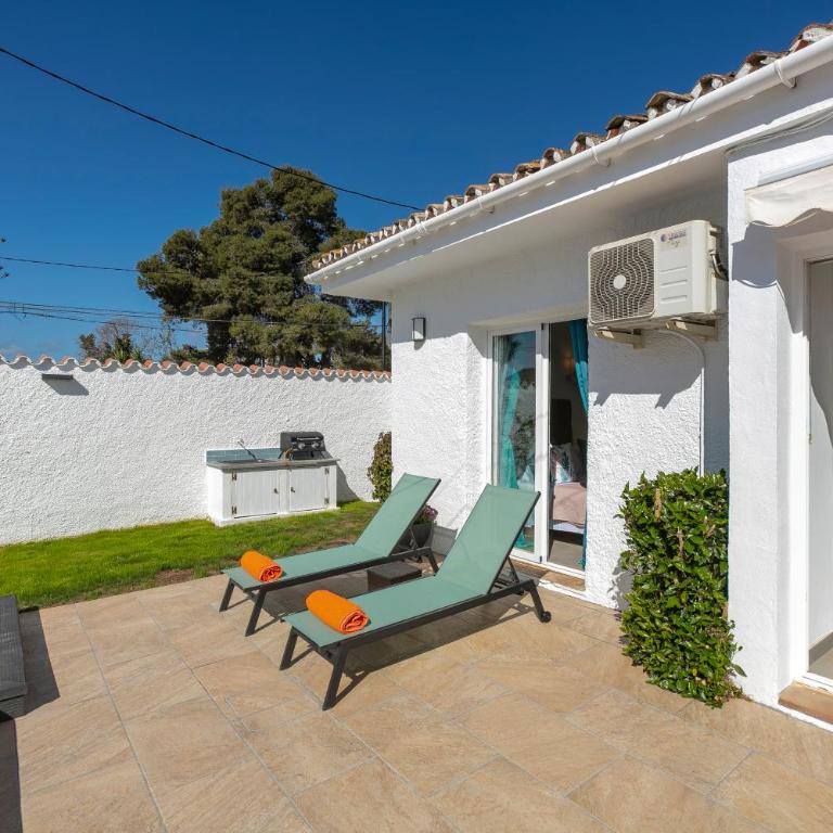 Spanish style, elegant 3 bedroom villa - 5 minutes from the beach! - Casa de 3 dormitorios - 7