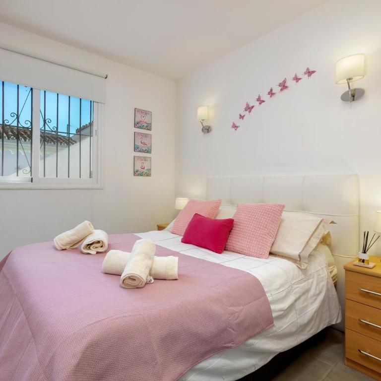 Spanish style, elegant 3 bedroom villa - 5 minutes from the beach! - Casa de 3 dormitorios - 13