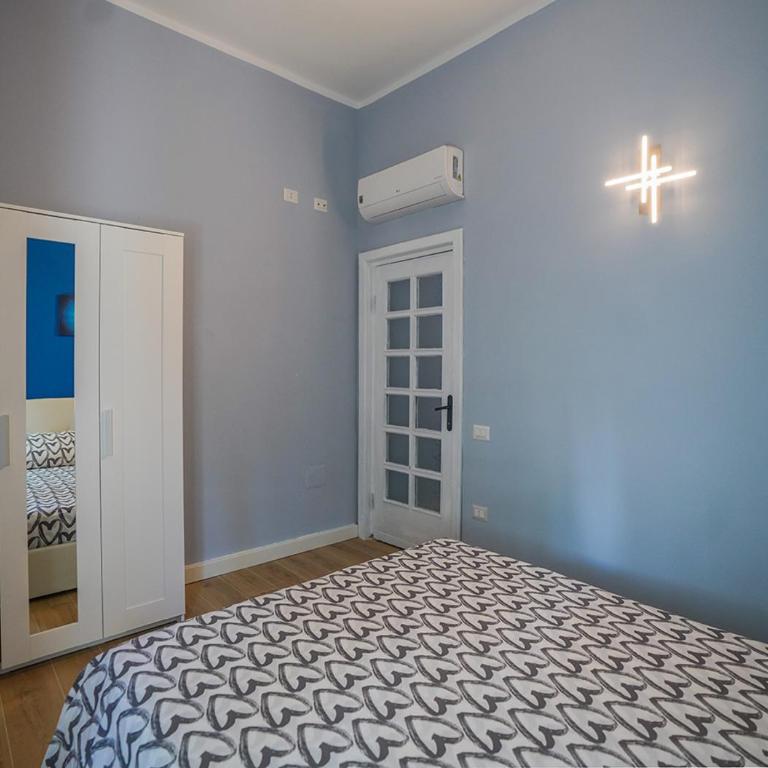 LaureLiving Holiday Home Duilio 02 - Appartamento con 2 Camere da Letto - 8