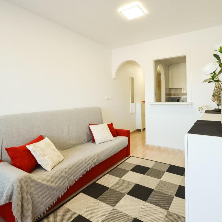 Schöne Wohnung mit Pool , Wi-Fi und privat Garage - Apartamento de 1 dormitorio - 2