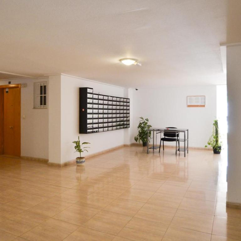 Schöne Wohnung mit Pool , Wi-Fi und privat Garage - Apartamento de 1 dormitorio - 33
