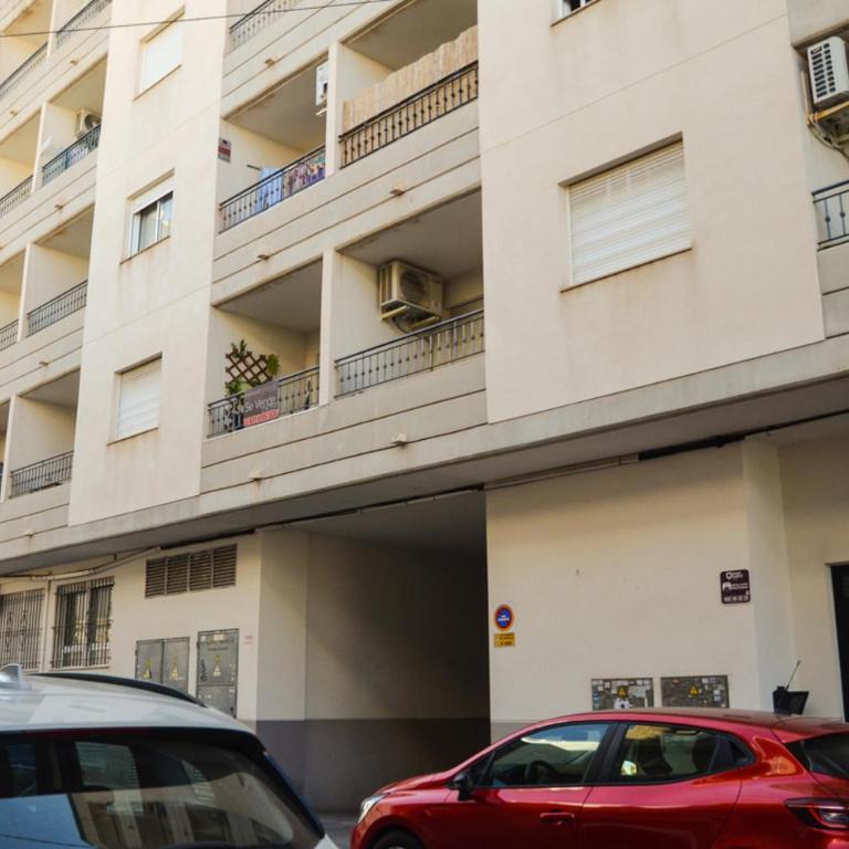 Schöne Wohnung mit Pool , Wi-Fi und privat Garage - Apartamento de 1 dormitorio - 57
