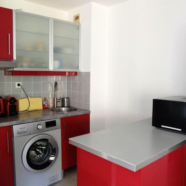Petit paradis classé 3 étoiles à 200m de la plage! Terrasse-Wifi-Parking-clim - Studio mit Terrasse - 7