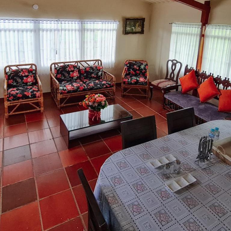 CABAÑA PRADO VERDE - Three-Bedroom Townhouse - 11