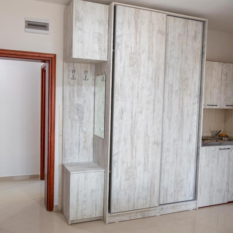 Villa Erik - Apartman sa 2 Spavaće Sobe - 12