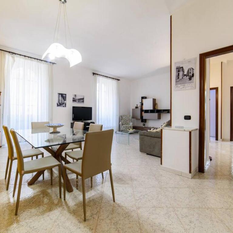 [Casa vacanze “In Centro”] - Appartamento con 3 Camere da Letto - 9