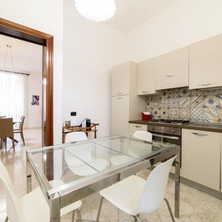 [Casa vacanze “In Centro”] - Appartamento con 3 Camere da Letto - 15