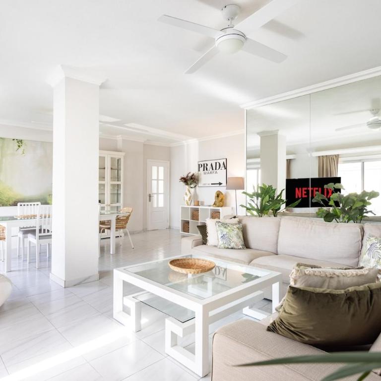 EDEN RENTALS Oasis Penthouse in Santa Cruz - Apartamento Superior - 1