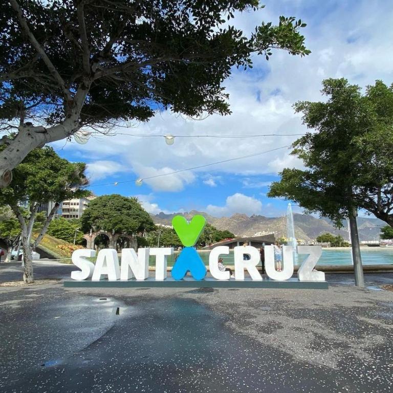 EDEN RENTALS Oasis Penthouse in Santa Cruz - Apartamento Superior - 36