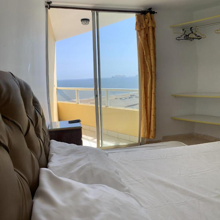 Apartment 03 dormitorios San Miguel - Three-Bedroom Apartment - 10
