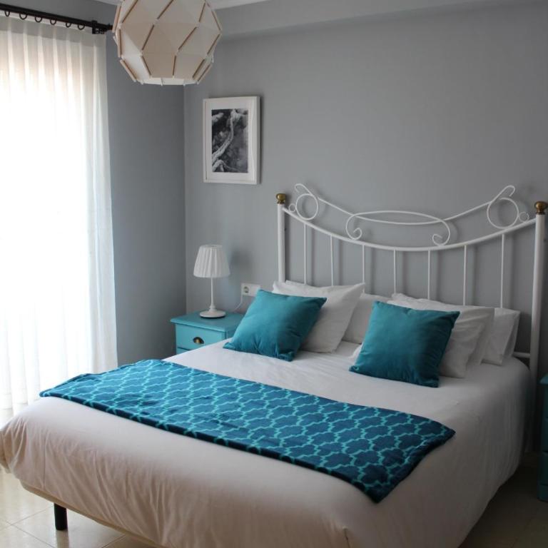 Apto. con gran terraza y acceso directo a piscina. - Apartment - 5