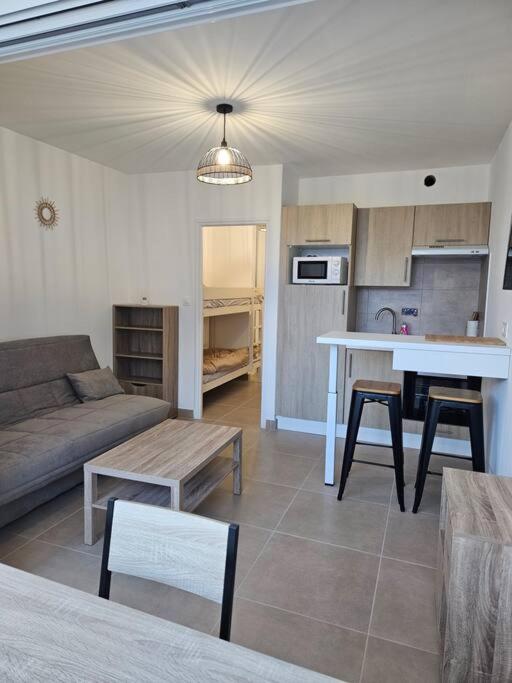 Grande motte Studio cabine parking clim plage 500m - Apartamento de 2 dormitorios - 4
