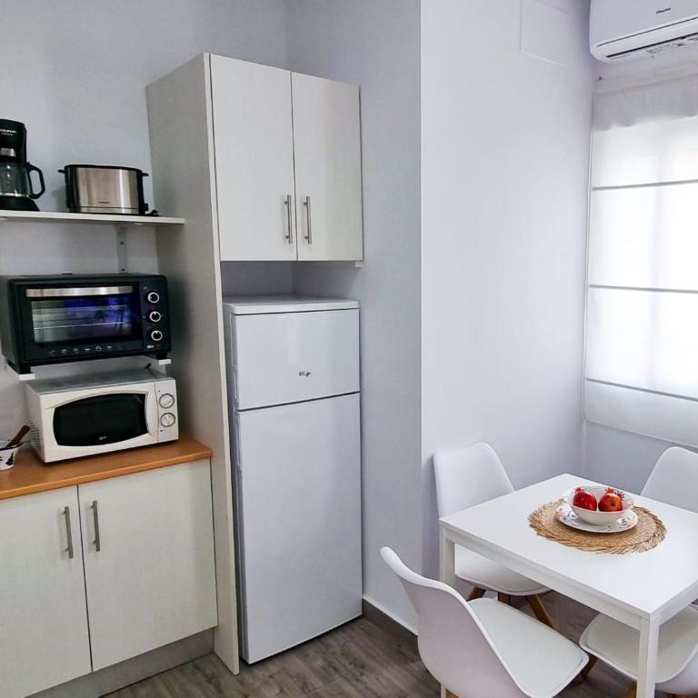 Cozy & Quiet Apartment Capitán Huelin - Apartamento de 2 dormitorios - 18